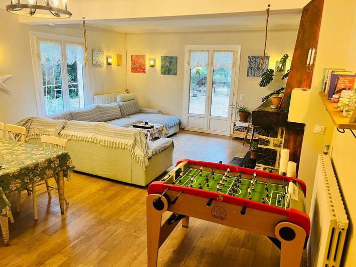 Villa pour 11 personnes, avec Balcon et Terrasse ainsi que Jardin et Vue