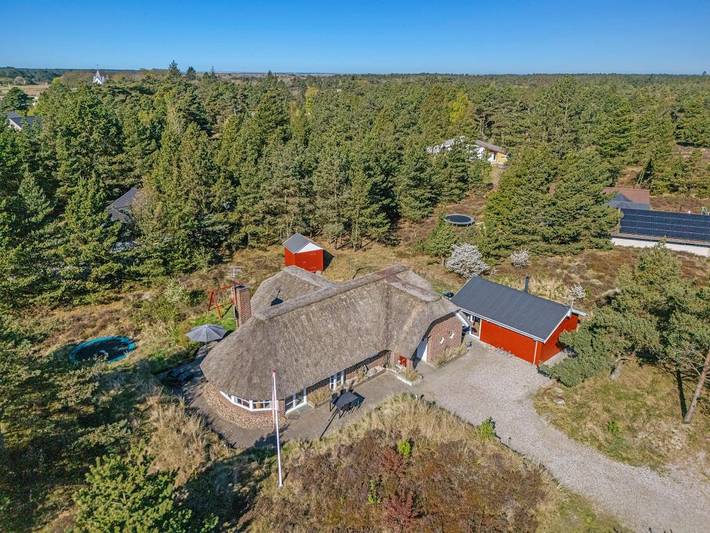 Villa für 8 Personen, mit Balkon/Terrasse und Whirlpool sowie Sauna in Biikebrennen - 2