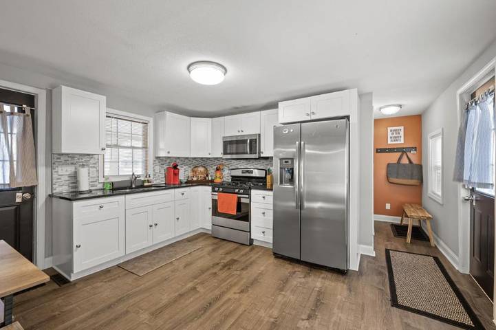 Casa de vacaciones para 8 personas, con vistas al lago además de jardín y terraza - 1