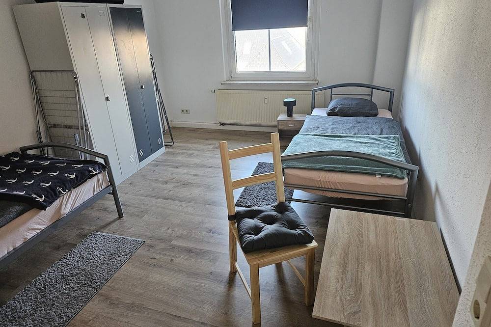 Ganze Wohnung, Ferienwohnung/App. für 4 Gäste mit 80m² in Leuna in Leuna, Saale-Unstrut