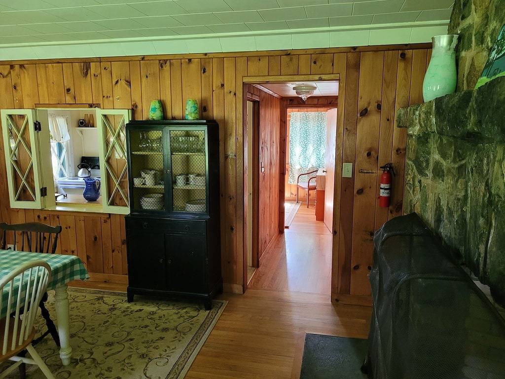 Log Cabin for 5 People in Lake George, Warren County (NY)