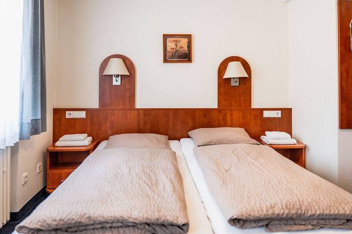 Hotel für 2 Personen - 1