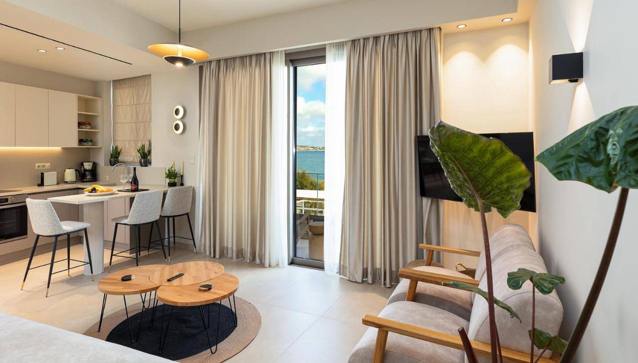 Ganze Wohnung, Kales Sea View Suites in Ierapetra in Ierapetra, Lasithi