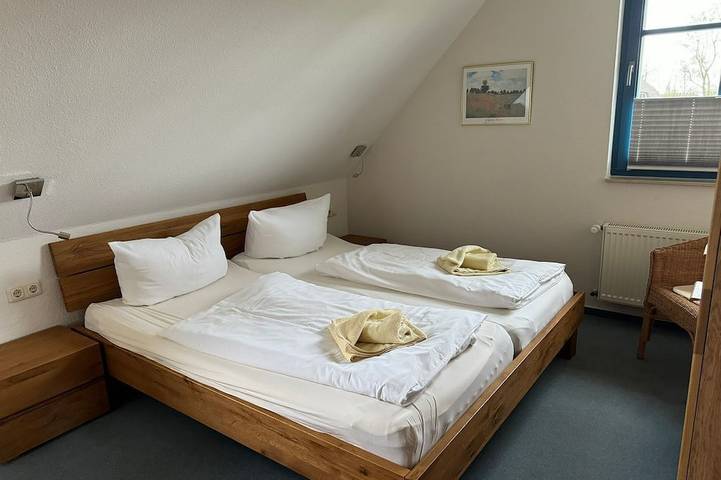 Reetdachhaus Weißdorn 1 - Ferienhaus Weißdorn 1 im Feriendorf Puddeminer Wiek in Puddemin, Poseritz