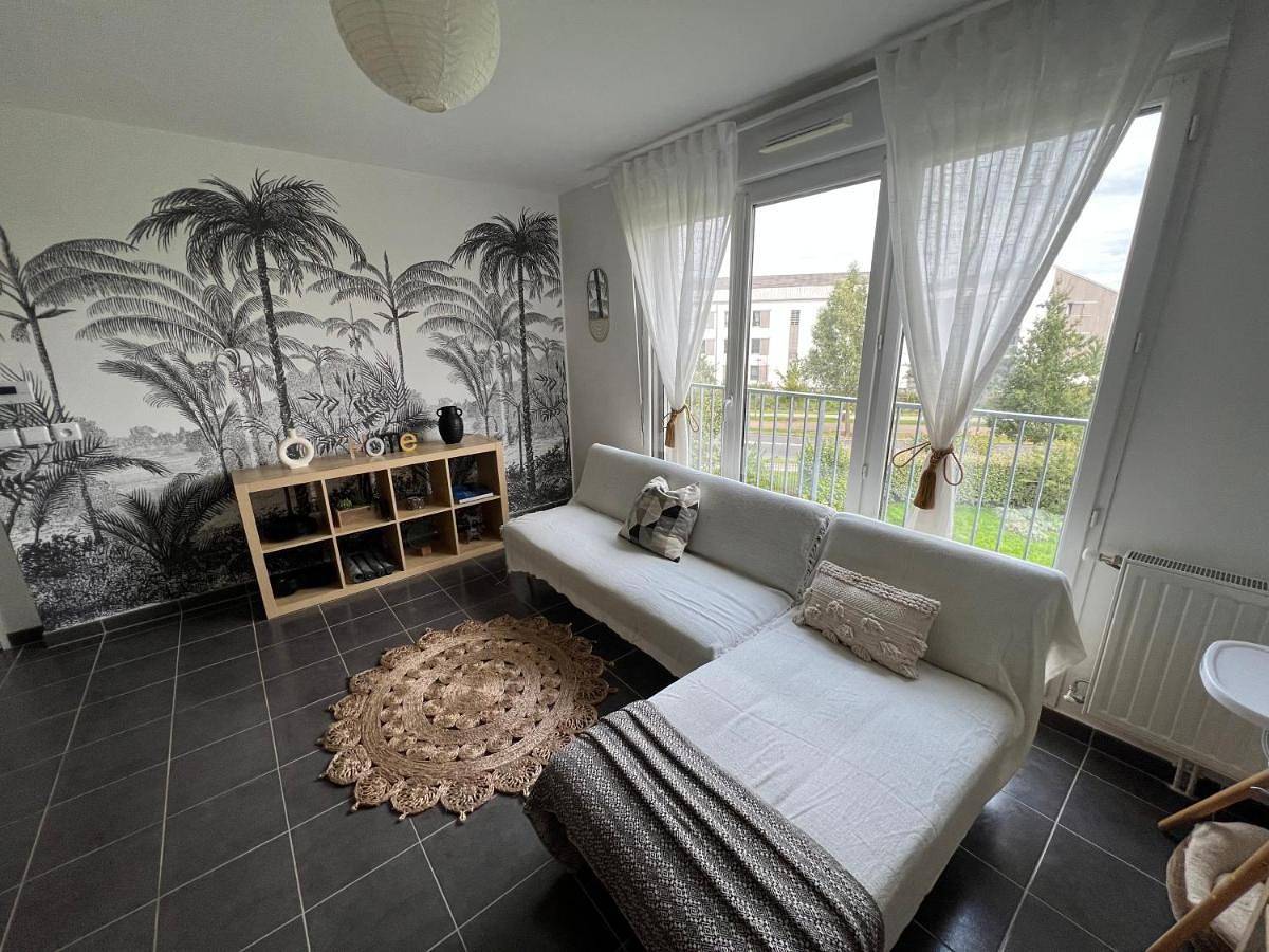 Appartement entier, One-Bedroom Apartment in Chanteloup-en-Brie, Seine-et-Marne