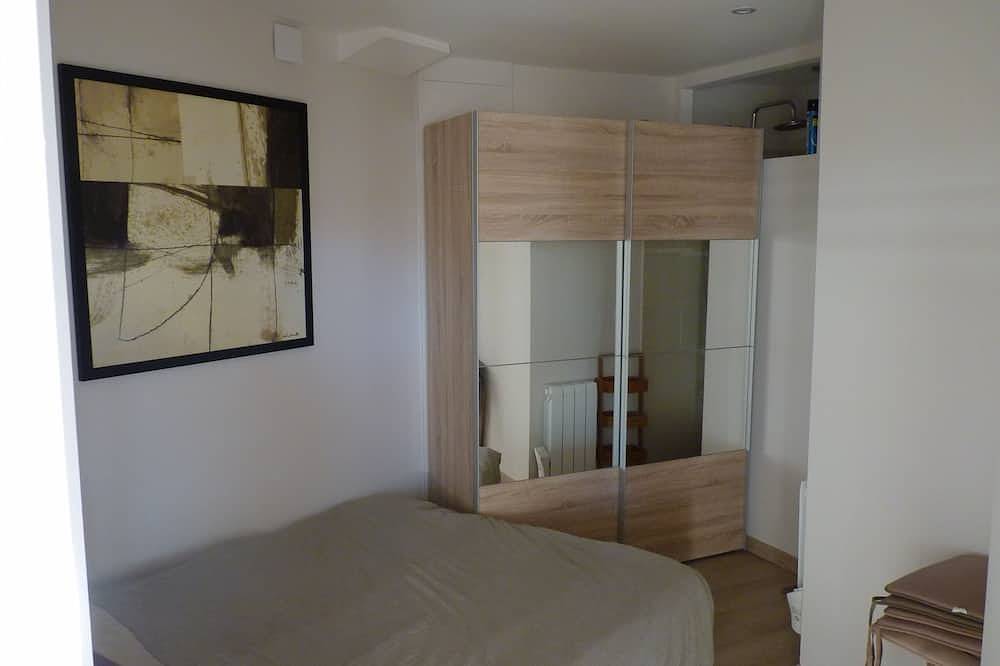 Ganze Wohnung, Meerblick - privaten und bewachten Domäne von Gaou Bénat - Bormes les Mimosas in Cap Bénat, Bormes-les-Mimosas