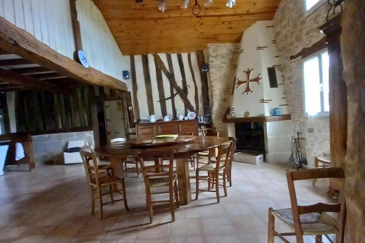 Gîte de vincés Lot-et-Garonne situé entre Bordeaux et Toulouse maison rurale, Maison en campagne in Tombebœuf, Région de Villeneuve-sur-Lot