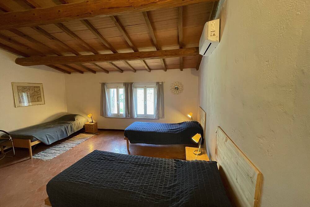 Ganze Wohnung, Ein Familienferienhaus mit viel Platz fuer die gesamte Familie. in Montescudaio, Etruskische Küste