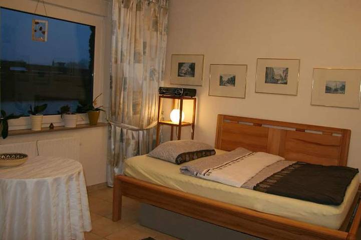 Ganze Wohnung, Zweibettzimmer Business (Nichtraucher) in Laatzen, Hannover und Umgebung