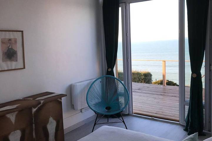 Location de vacances pour 2 personnes, avec balcon et jardin dans Plage de Saint-Marguerite sur Mer - 2
