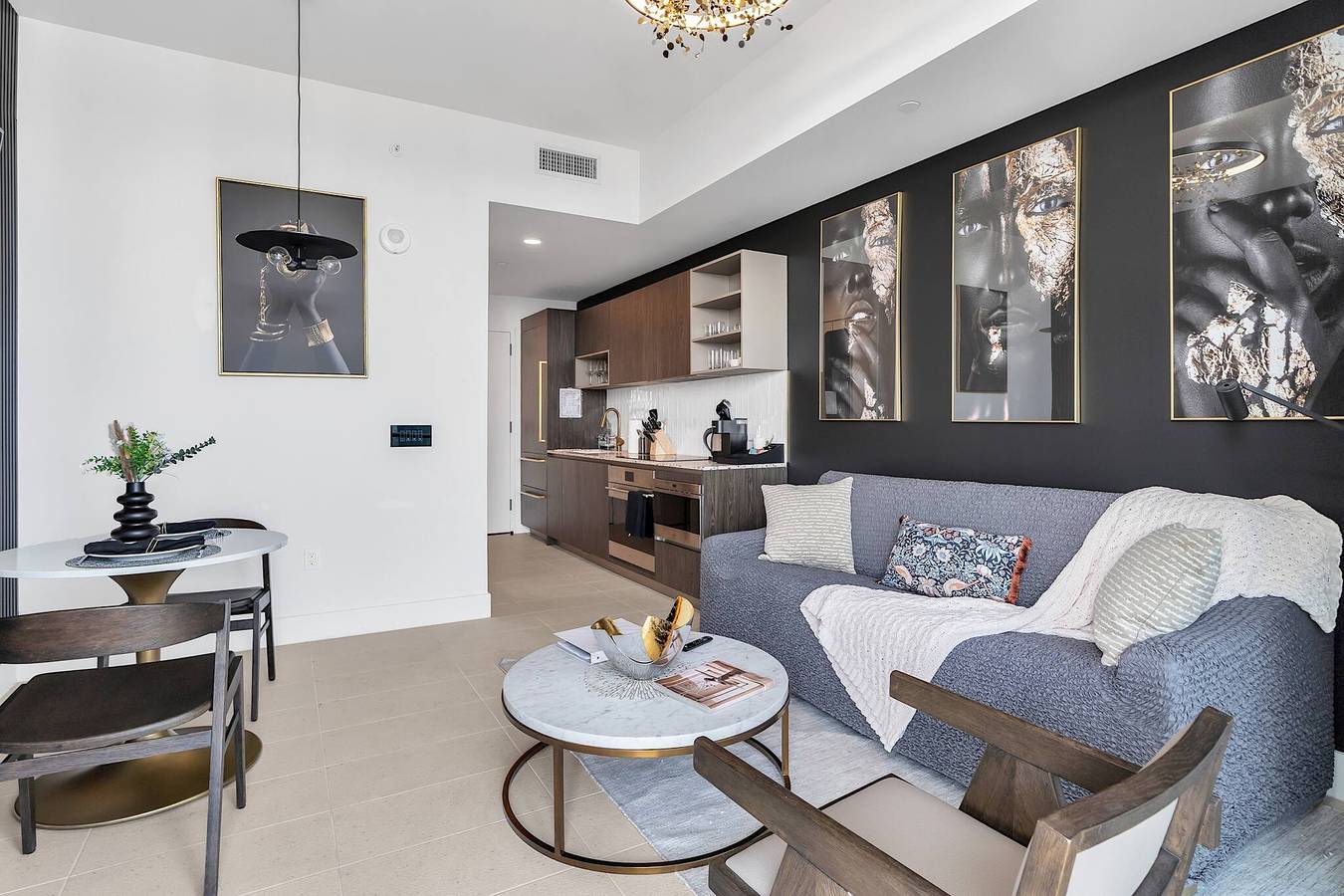 Entire apartment, Penthouse 1Br • Breathtaking City & Water Views in Miami, Florida