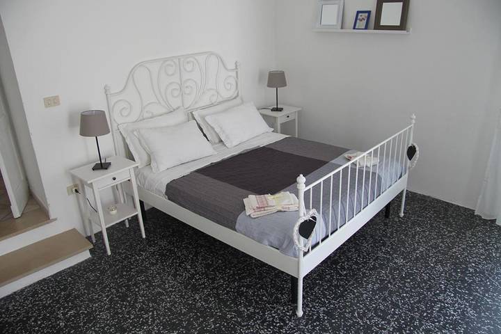 Location de vacances pour 5 personnes, avec balcon et vue à San Valentino in Abruzzo Citeriore