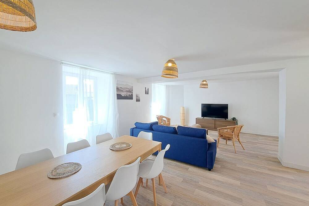 Moscou, Grande Maison proche Reims avec Extérieur in Berru, Marne