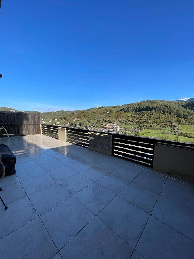 Appartement entier, Studio cosy et sa terrasse in Beuil, Région de Nice