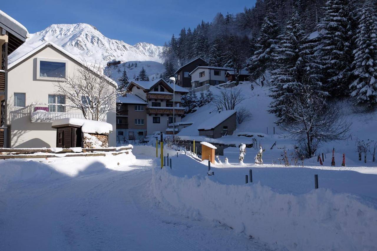 Underdach Holiday House in Andermatt, Skiarena Andermatt-Sedrun