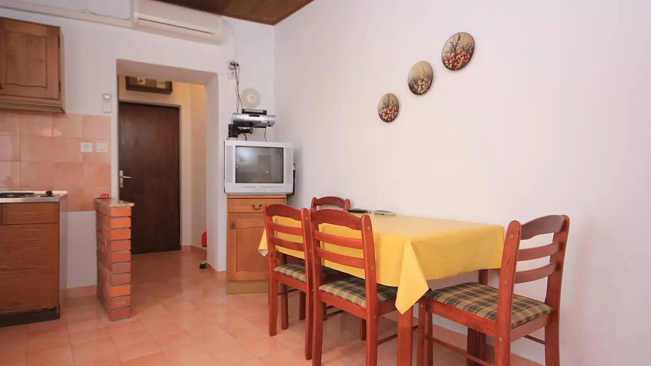 Ganze Ferienwohnung, Ferienwohnung für 3 Personen (28 m²) in Kukljica in Kukljica, Insel Ugljan
