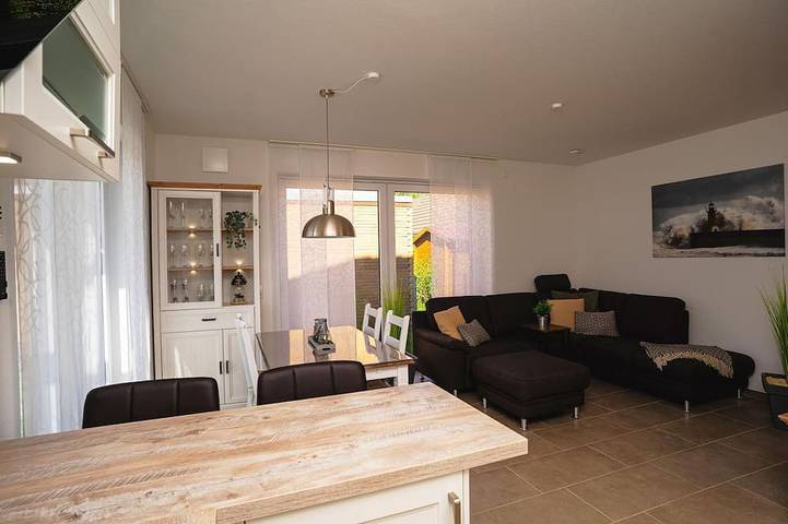 Ferienhaus für 6 Personen, mit Terrasse und Garten sowie Sauna