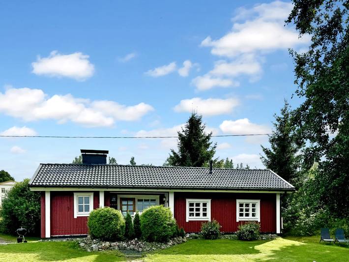 Peukaloinen in Hirsjärvi, Finland Proper