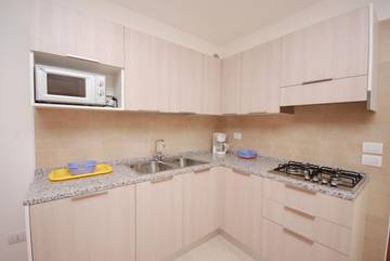 Vacation Rental for 6 Guests in Lignano Sabbiadoro, Udine Province, Picture 3