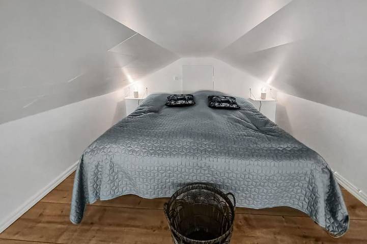 2 bedroom beautiful home in Norra Kedum in Lidköping, Vänern