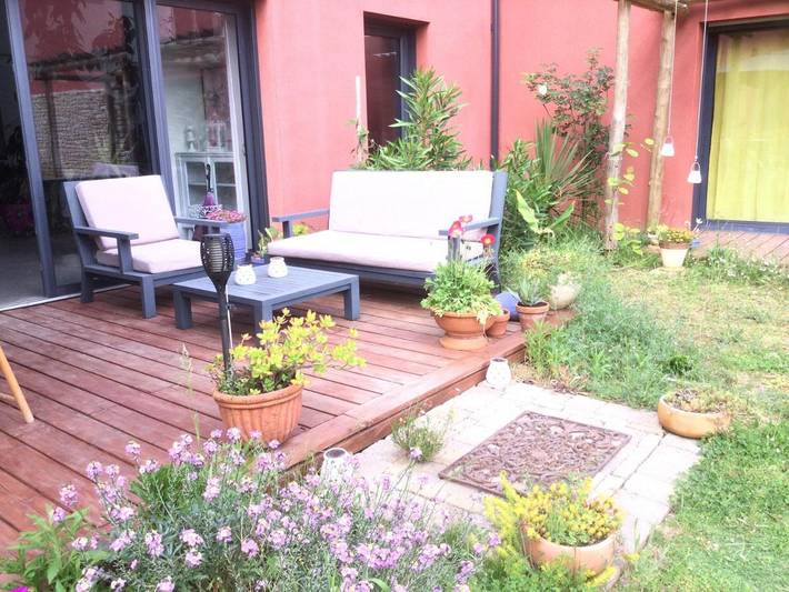 Appartement de vacances pour 2 personnes, avec terrasse ainsi que jardin et vue