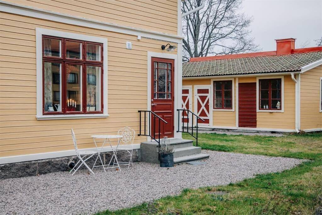 Ganze Wohnung, One-Bedroom Apartment in Hjo, Vättern