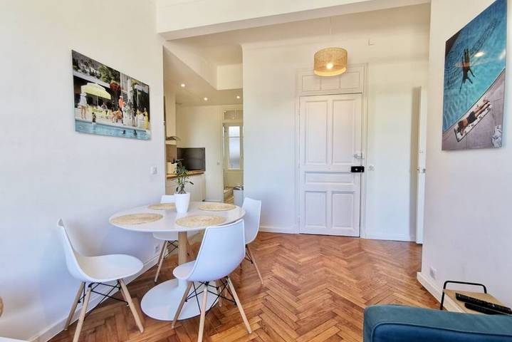 Gîte pour 2 personnes, avec balcon/terrasse à Villefranche-sur-Mer - 2