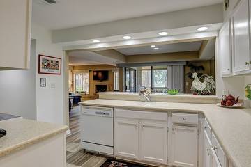 Vacation Home for 6 Guests in Palmetto Dunes, Beaufort County, Picture 3