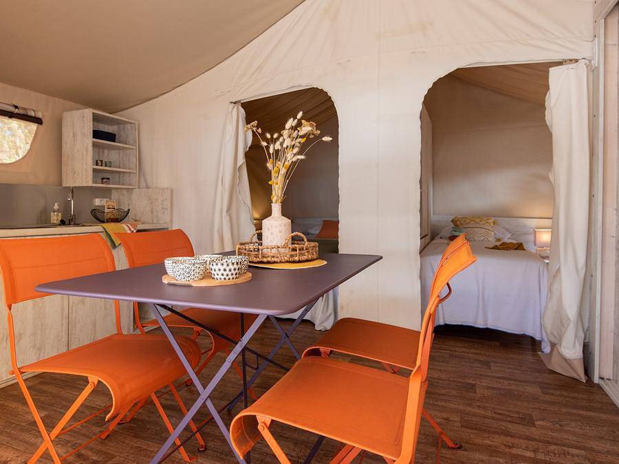 Camping Club Les Tourterelles 4* - Ms Vacances - Lodge 4 personnes - Maasaï in Vielle-Saint-Girons, Côte d’Argent