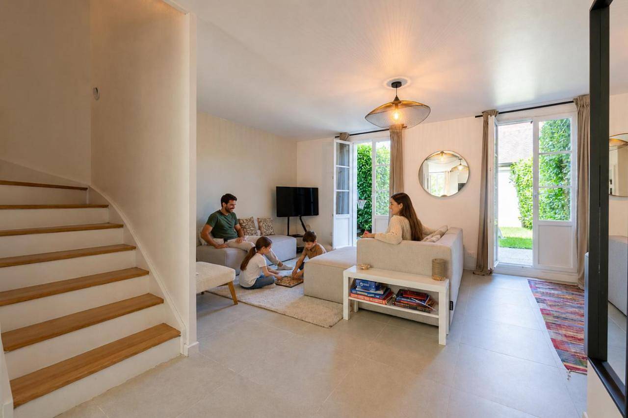 La Villa Nuku Hiva, 8 personnes, 10 min Disneyland Paris in Bailly-Romainvilliers, Seine-et-Marne