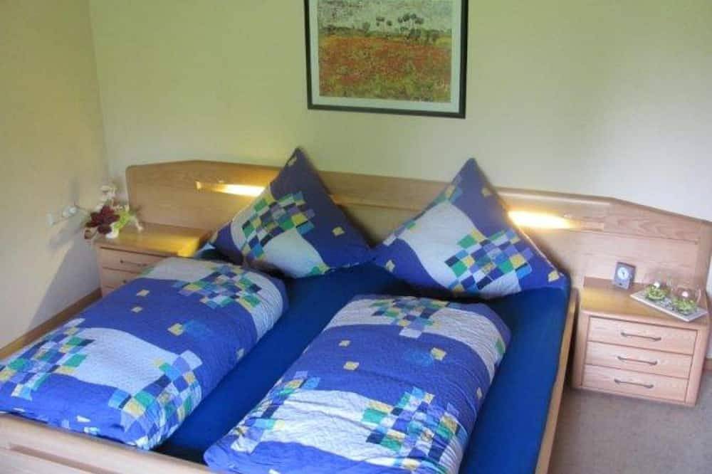 Appartement 2, 85m², 1. 1er étage, 2 chambres à coucher, 1 salon-cuisine, max. 5 personnes - Maison Hanne in Europa-Park, Rust