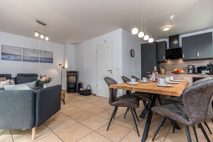 Ferienhaus für 6 Personen, mit Terrasse und Garten in Dierhagen - 4