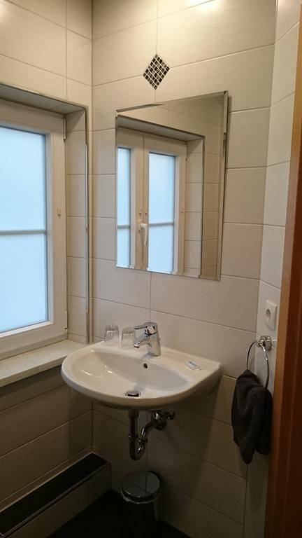 Gasthof Mühldorfer Hof - Familienzimmer mit Dusche/Wc in Altötting, Landkreis Altötting