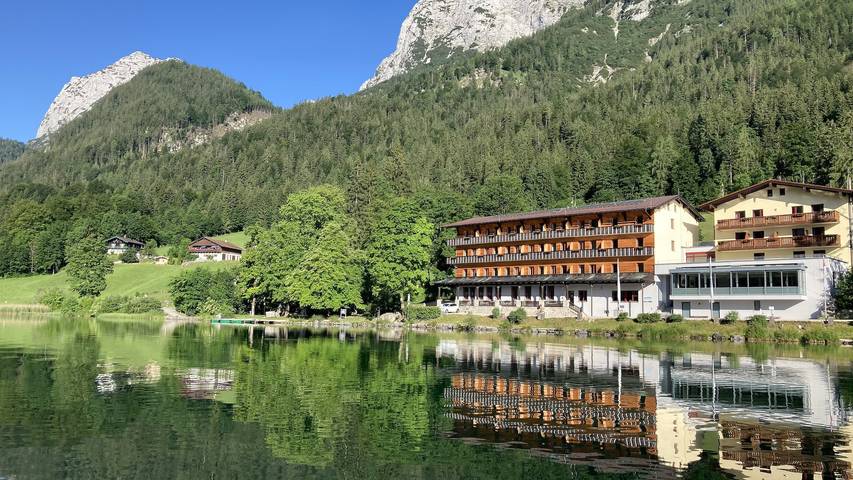 Pension für 2 Personen, mit Garten und Seeblick, kinderfreundlich in Ramsau bei Berchtesgaden - 2