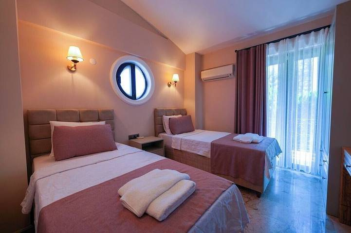 3 Schlafzimmer Villa mit eigenem Pool und großem Garten in Ovacik Ölüdeniz in Fethiye, Türkische Ägäis