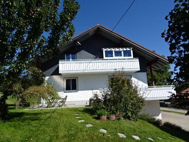 Ferienwohnung für 4 Personen, mit Ausblick und Balkon in Weitnau - 3