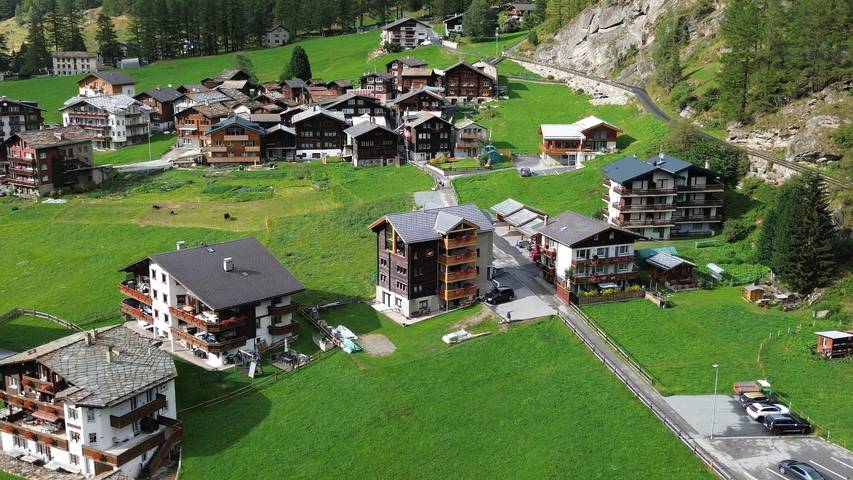 Gîte pour 4 personnes, avec terrasse et vue à Saas-Grund - 3