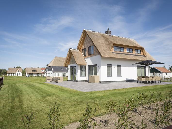 Ferienhaus für 10 Personen, mit Whirlpool und Terrasse sowie Garten und Sauna in De Cocksdorp - 2