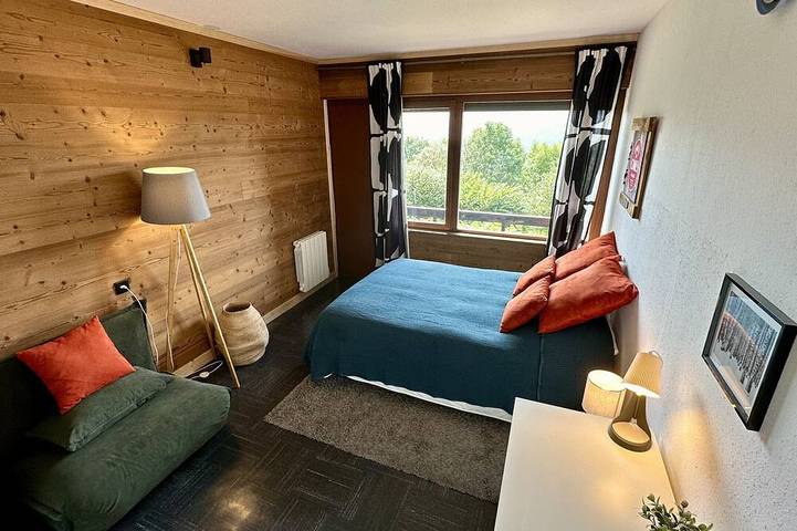Gîte pour 5 personnes, avec Balcon dans La Banne d'Ordanche - 3