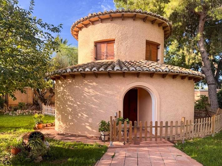 Apartamento para 2 personas, con Terraza y Jardín en La Eliana