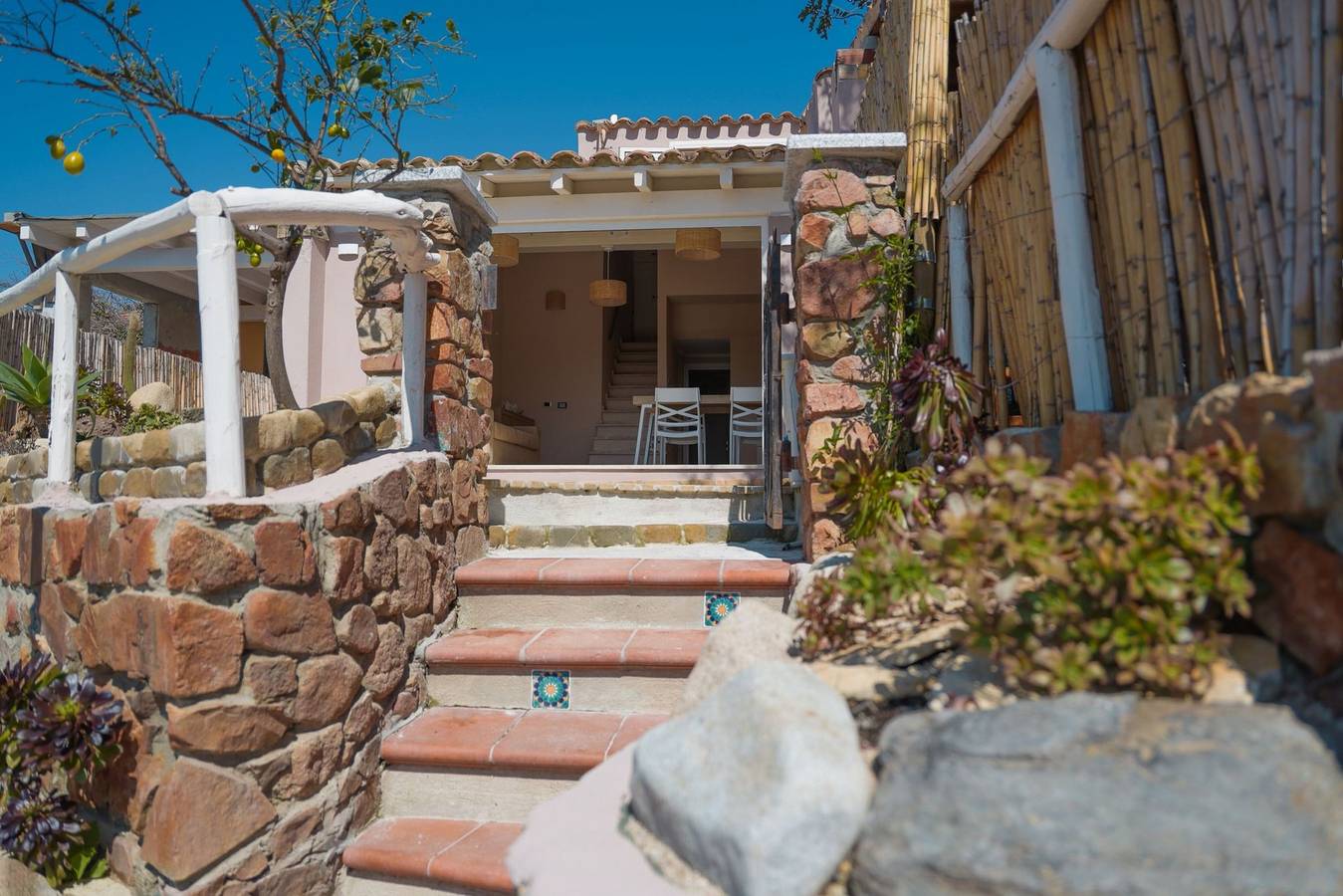 Casa Adele Porto Luna in Punta Molentis, Simius