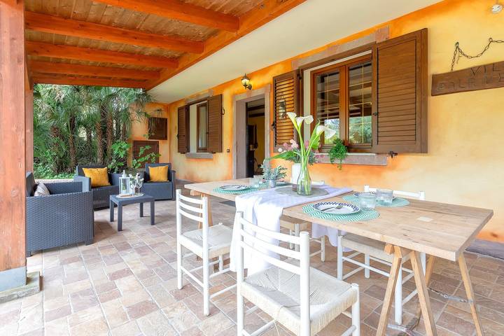 Appartamento per 4 persone, con balcone e giardino nonché piscina, con animali domestici in Olmedo