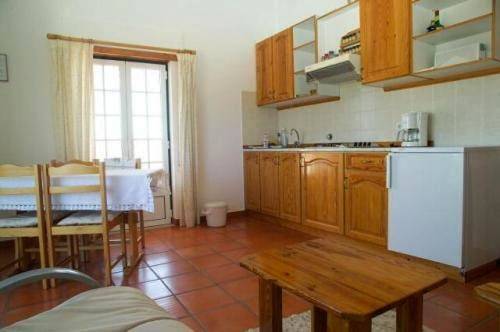 Location de vacances pour 2 personnes, avec vue ainsi que piscine et jardin dans Coimbrão - 3