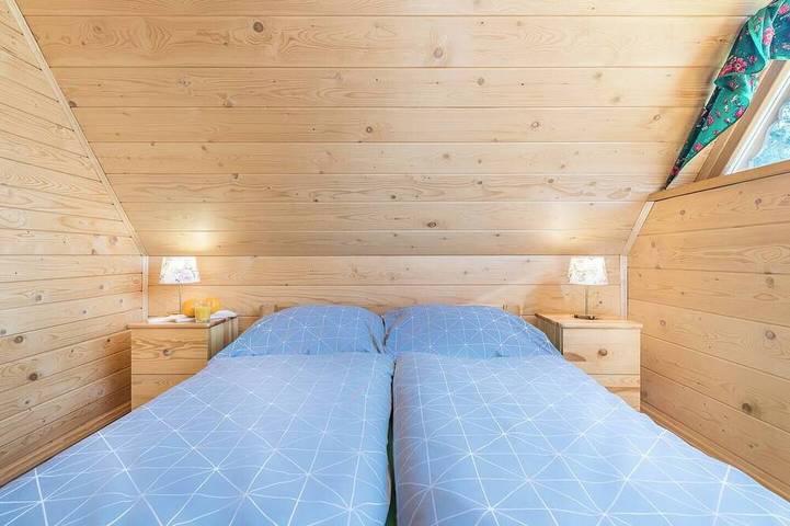 Elegant modern cottage with a private garden in the Tatra Mountains in Murzasichle, Carpates (Pologne)
