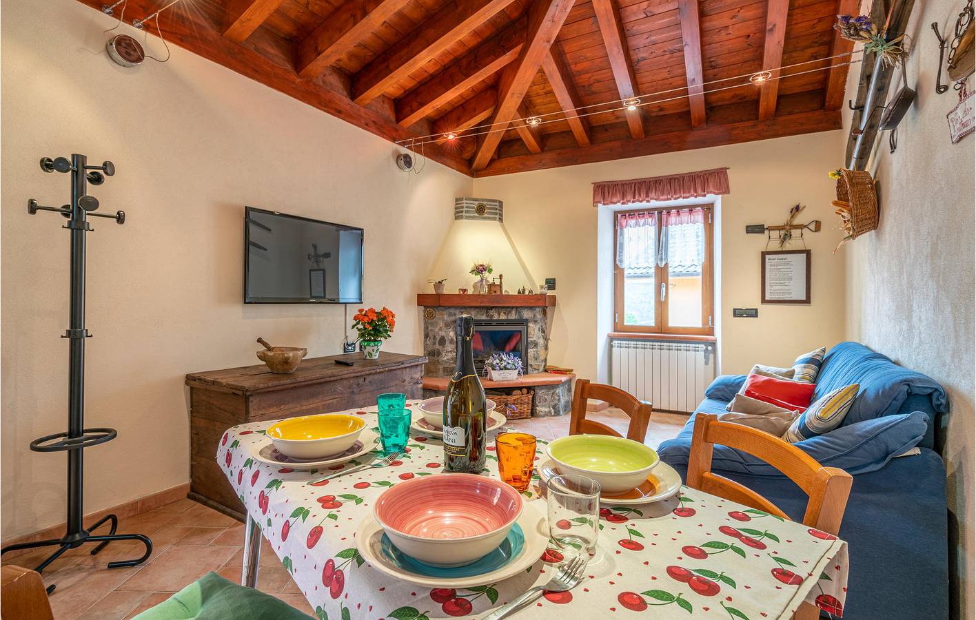 Rückzugsort am Fluss mit Wi-Fi und Terrasse in Cembrano (Maissana), Maissana