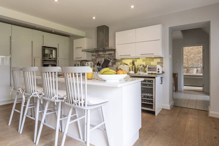 Yew Tree Cottage, Lower Swell in Stow-on-the-Wold, Gloucestershire