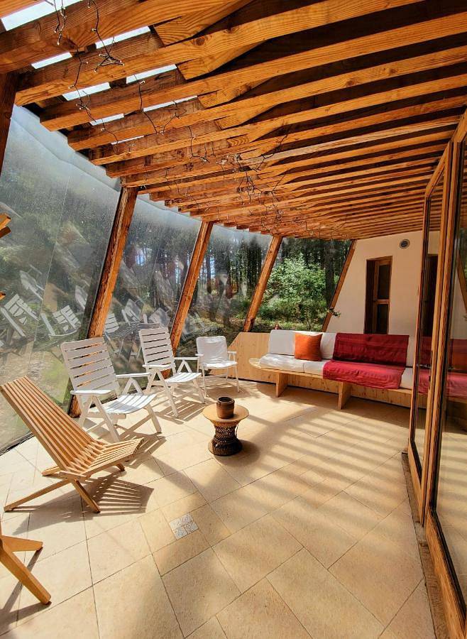 Location de vacances pour 8 personnes, avec jardin ainsi que terrasse et vue, animaux acceptés à La Vacquerie-et-Saint-Martin-de-Castries - 3