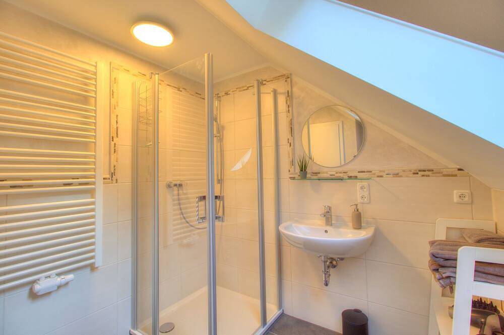 Ganze Wohnung, Mühlentaler Ferienwohnung, im Dornröschen der Mosel (Beilstein), Dg Whg. 4 in Beilstein, Cochem-Zell