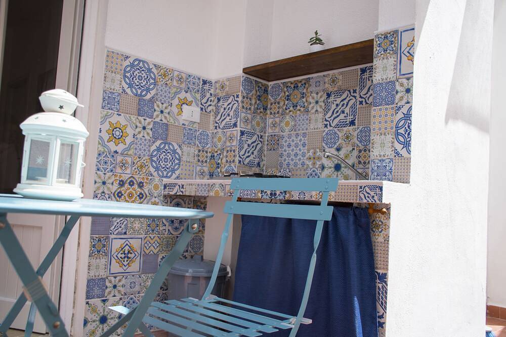 Entire apartment, Apartment Albamaor Mondello Palermo 250 meters from the beach in Mondello Beach, Palermo