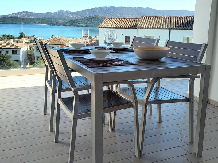 Gîte pour 2 personnes, avec piscine et balcon à Cannigione